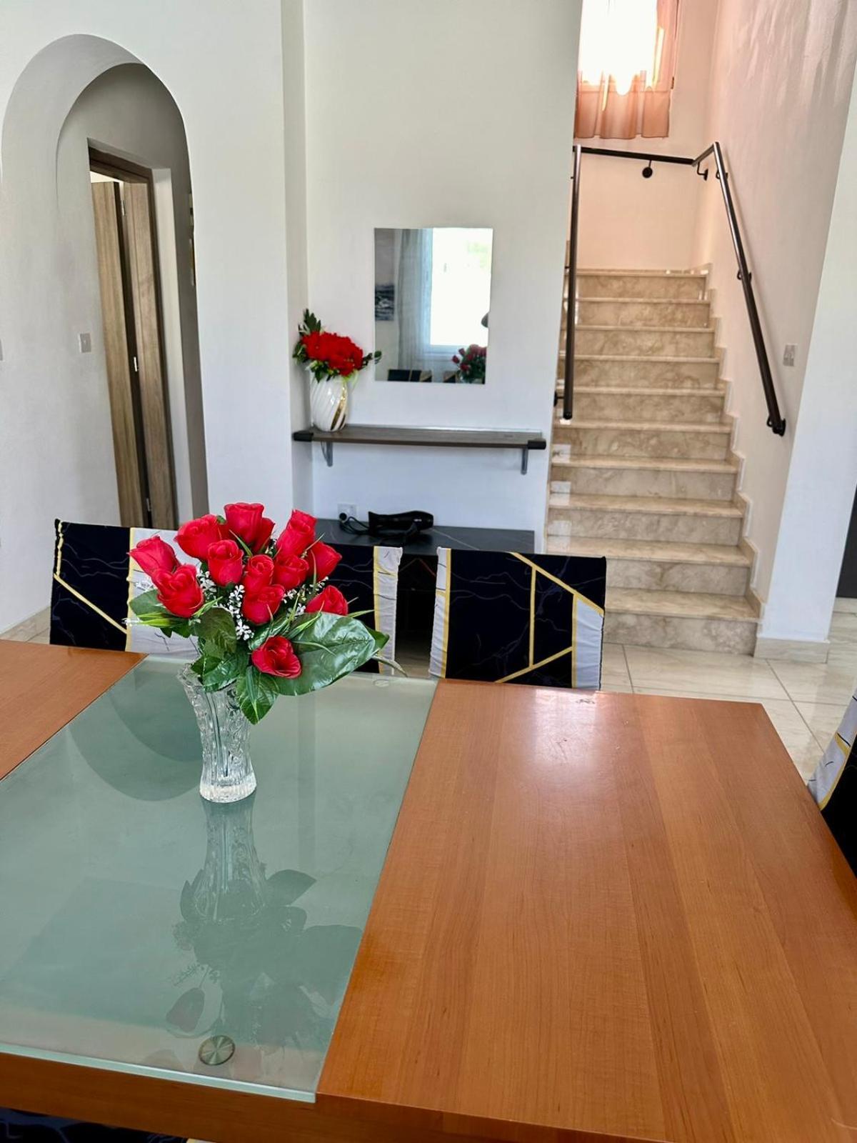 Michael Angelo Villa Пафос Экстерьер фото
