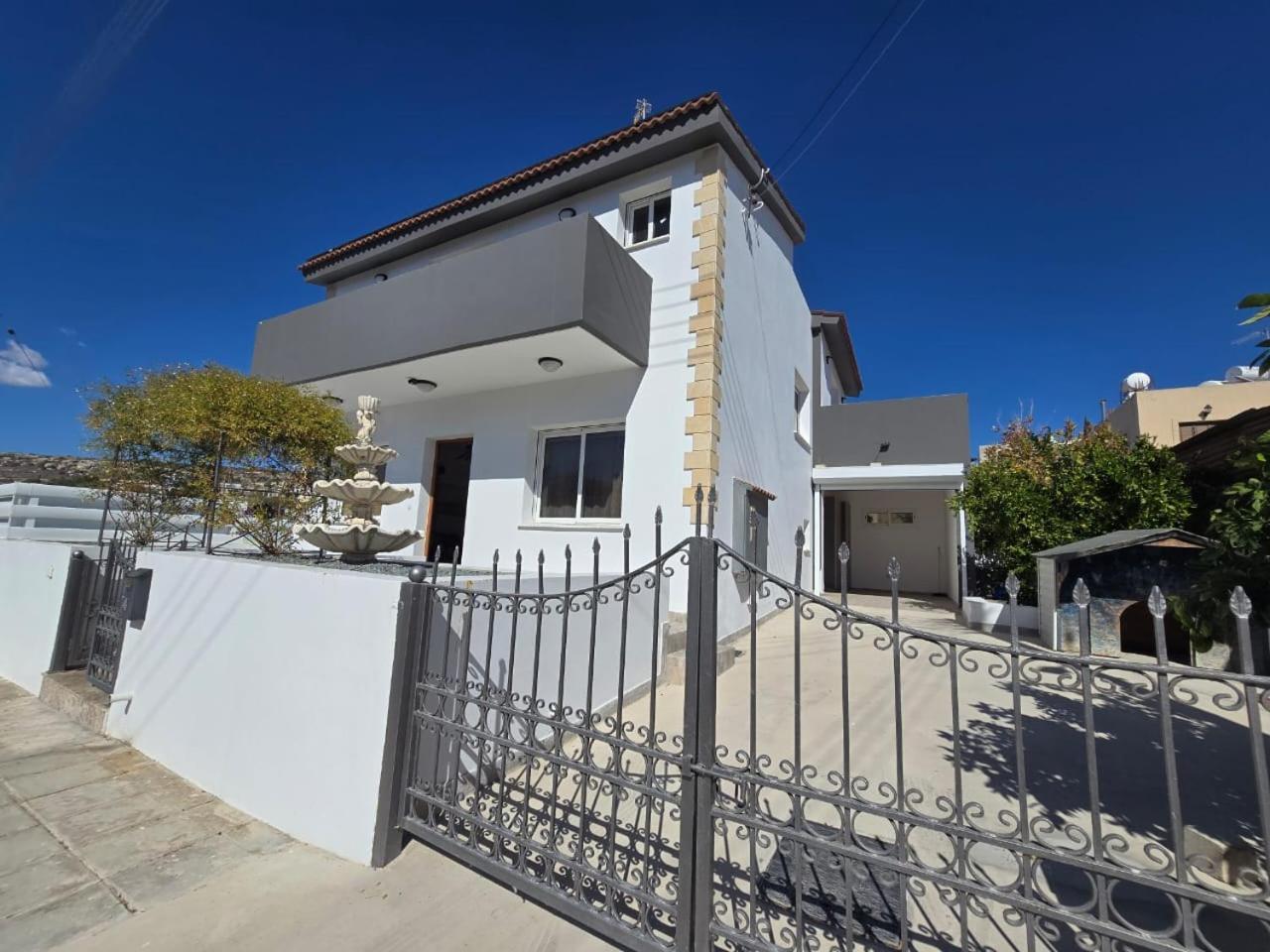 Michael Angelo Villa Пафос Экстерьер фото