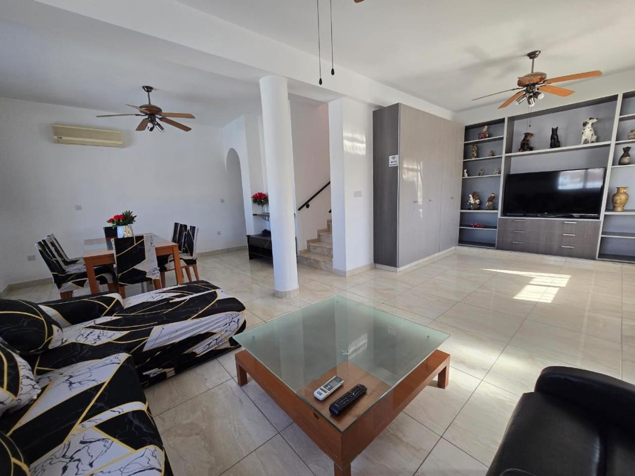 Michael Angelo Villa Пафос Экстерьер фото